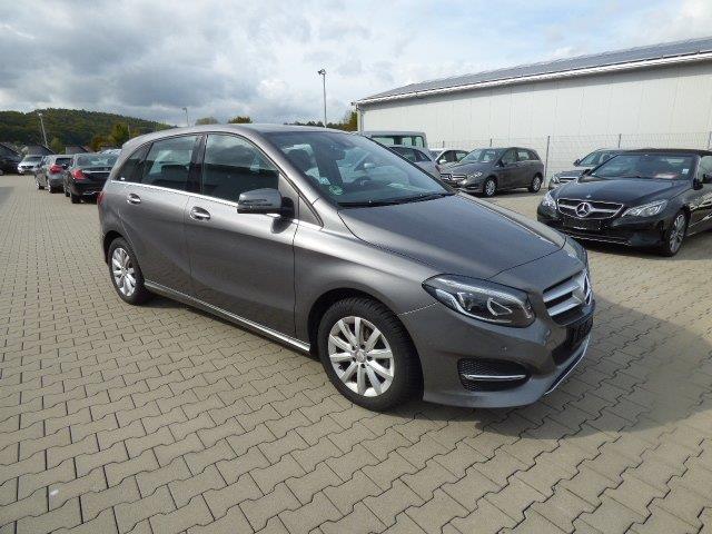 Left hand drive MERCEDES B CLASS 180 d STYLE